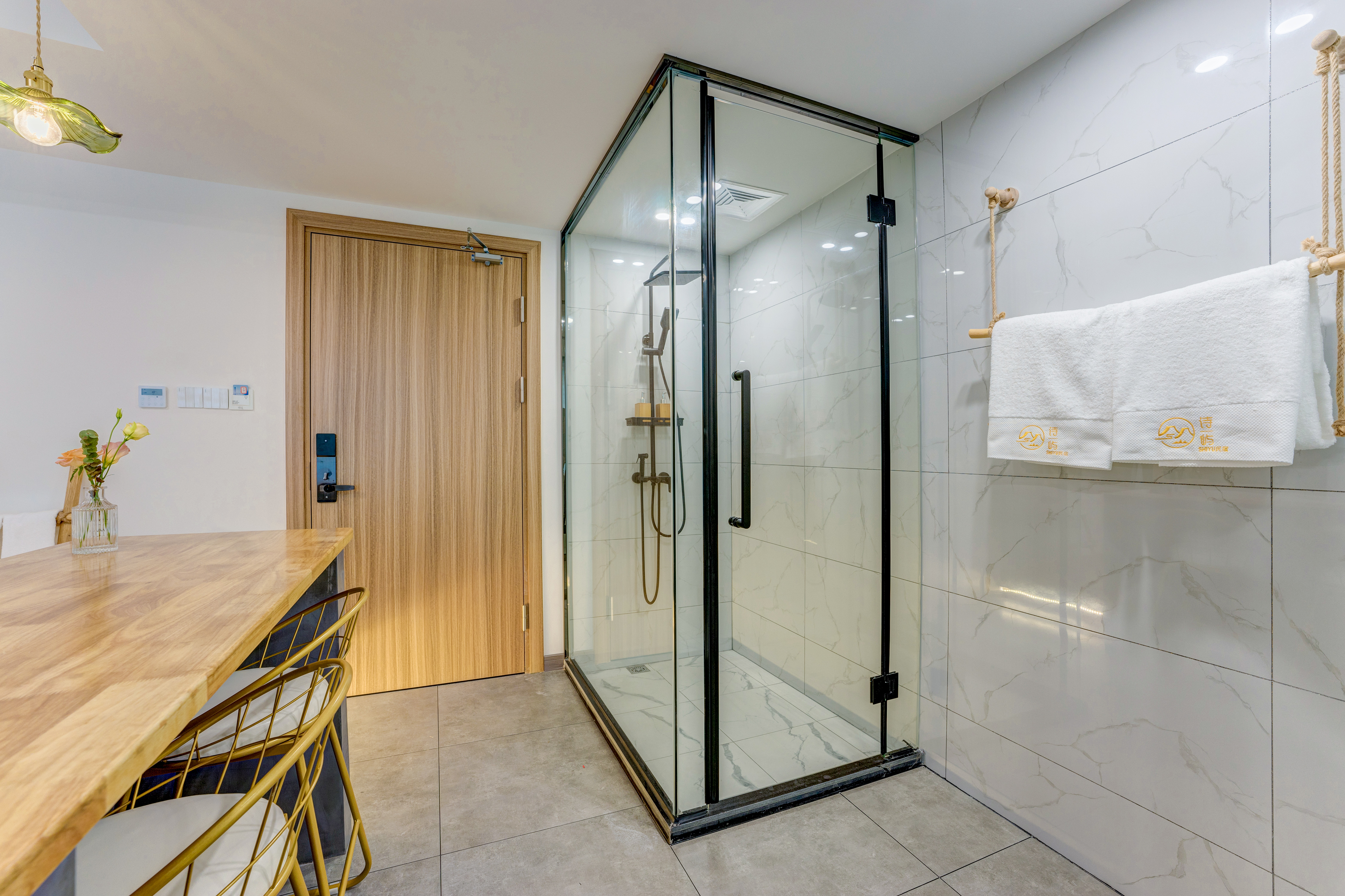 笙澜-榻榻米浴缸大床房