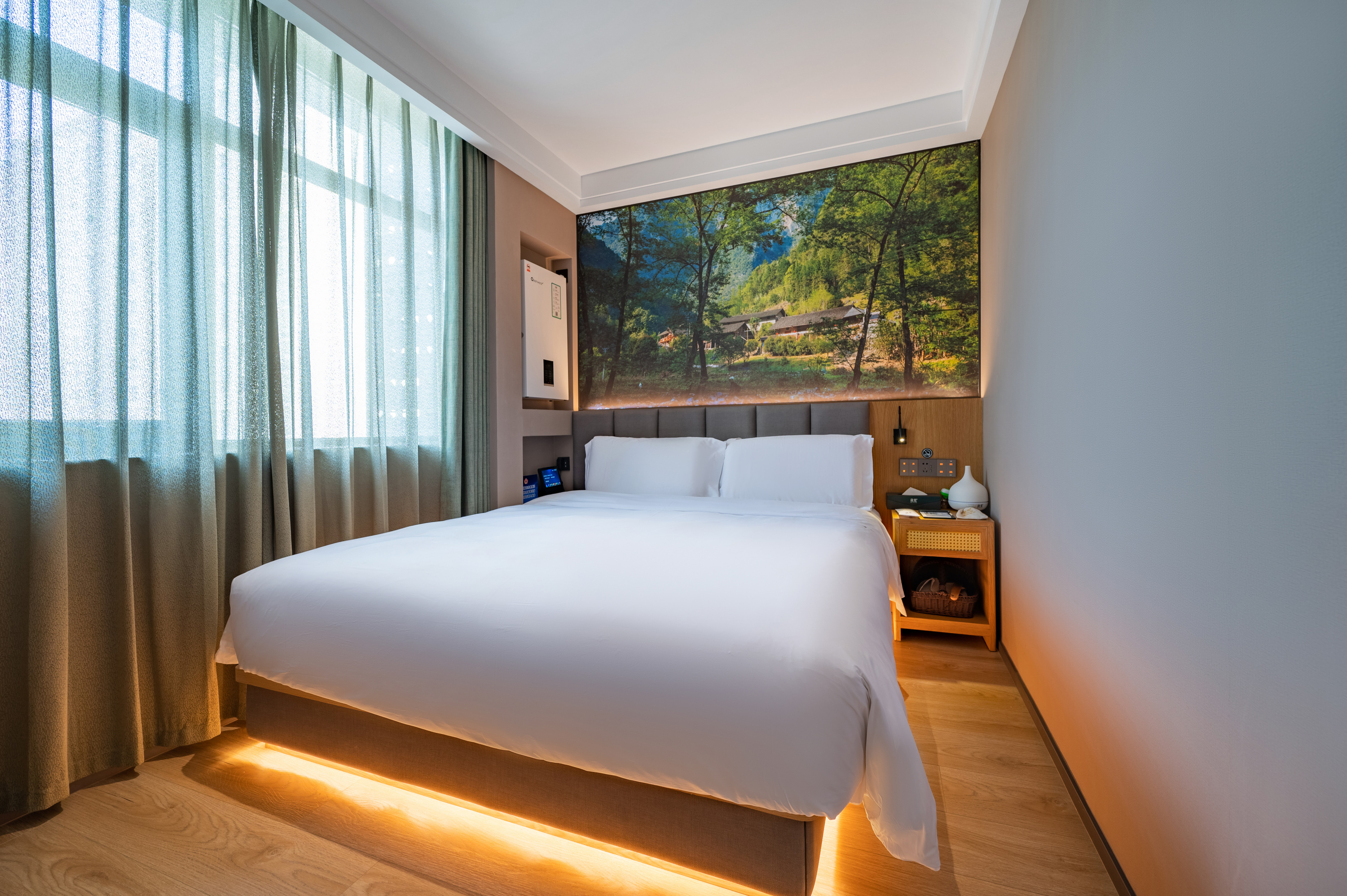 明星高级大床房（小度智能客控+深睡记忆枕+加湿器）