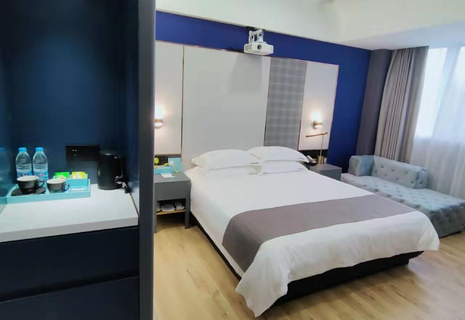 精选智能影院房