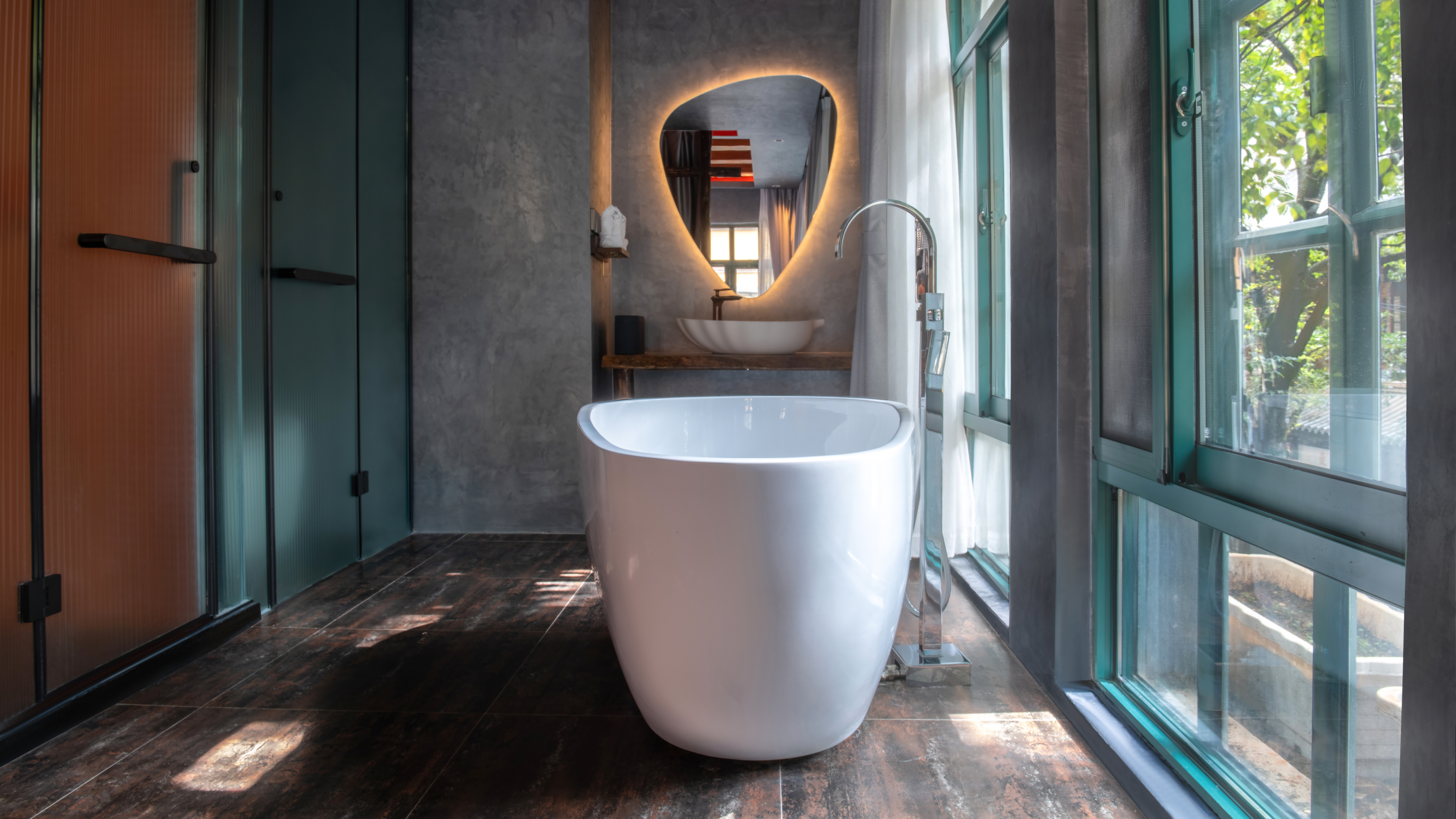 彝族丨270°景观豪华浴缸大床房