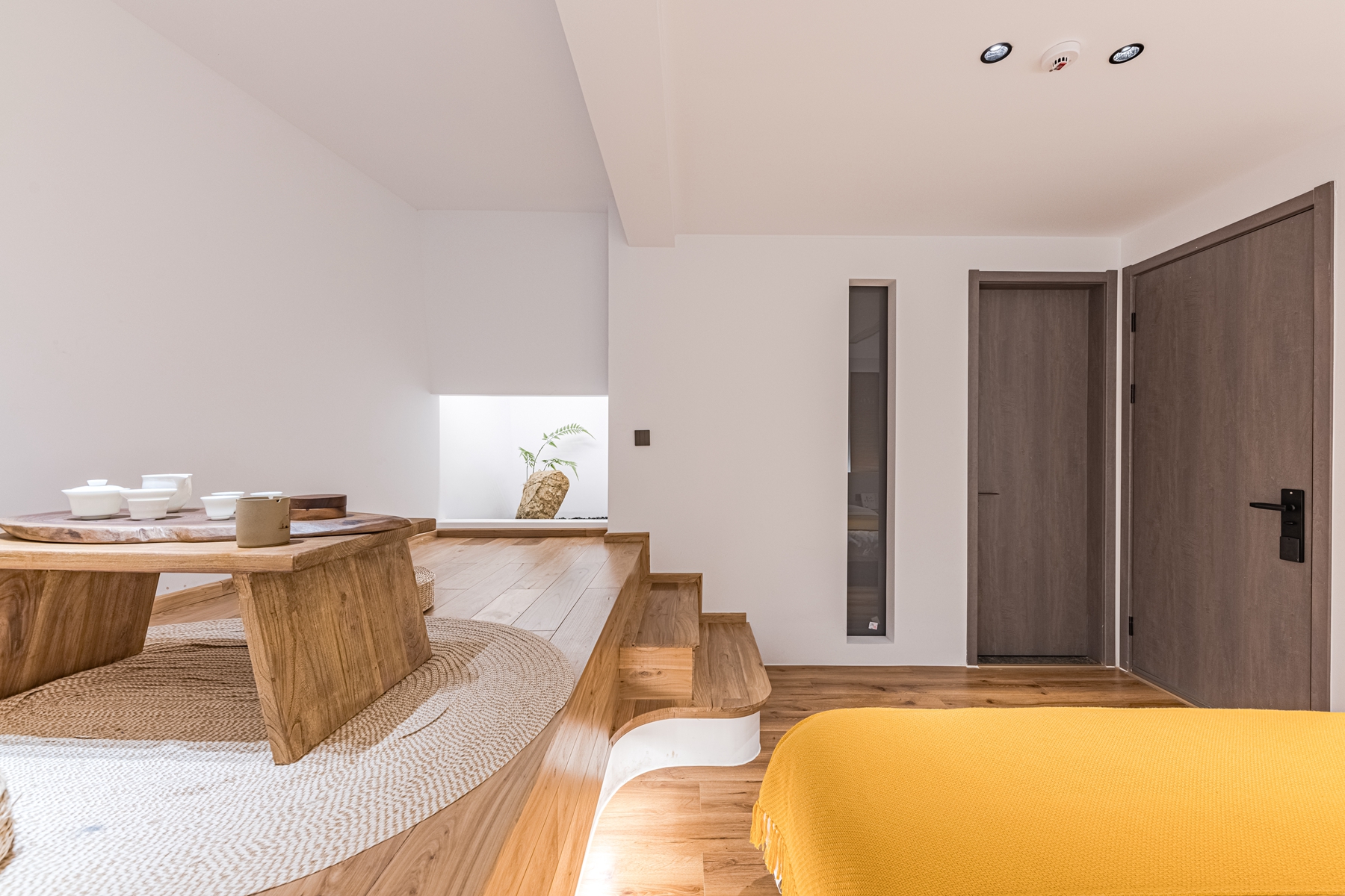 Floral Hotel·Xiapu Mid Mountain Lansu Hotel (Sansha Dongbi Store)陌野-山景大床房（榻榻米+茶具+智能马桶）