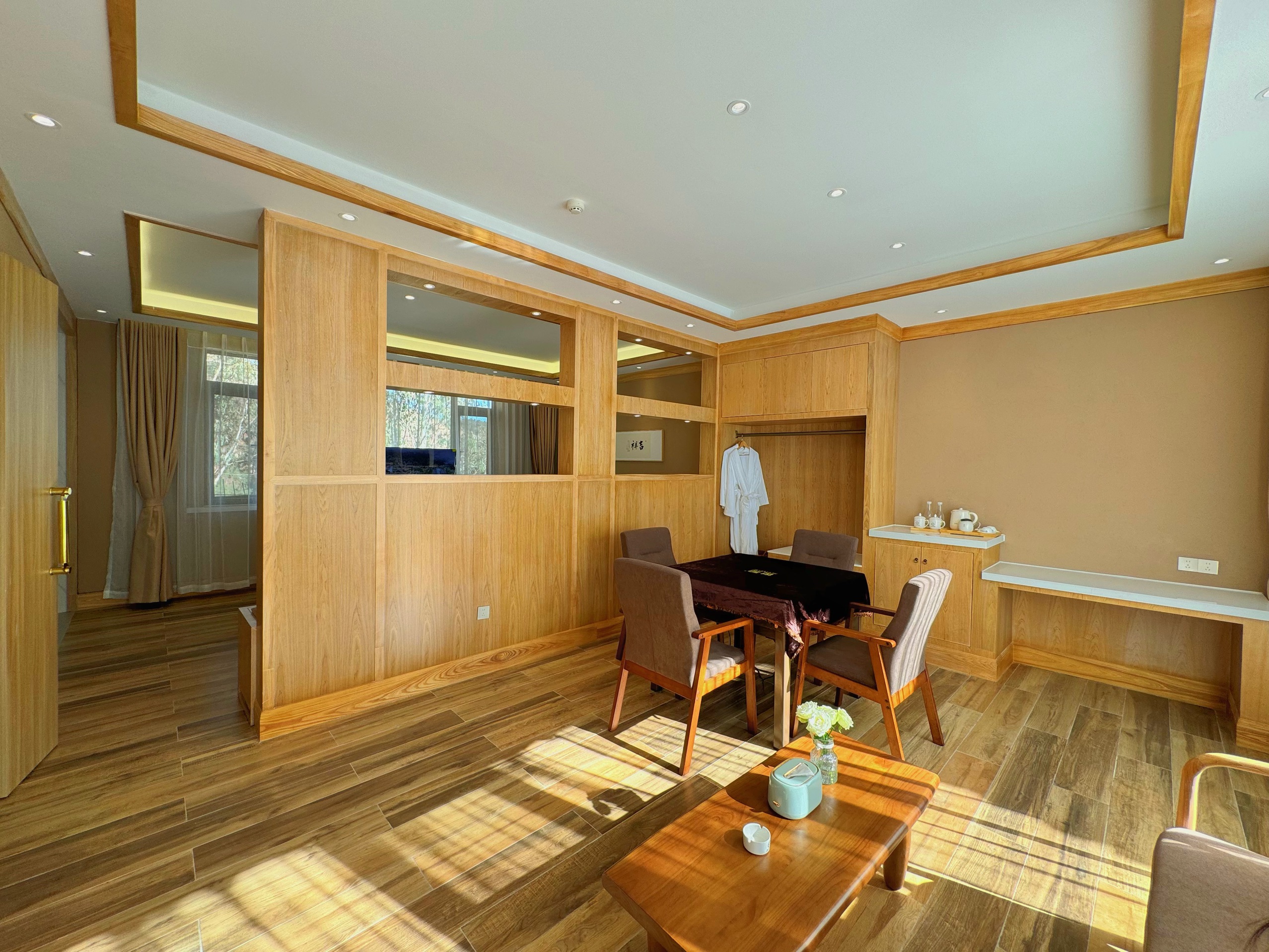 尊享花园行政套标间