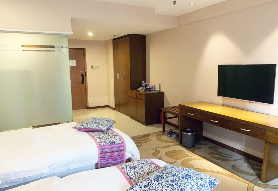 Highest Joint Hotels & Resort (Kunming Derun Center) Cozy Room (2 Beds)