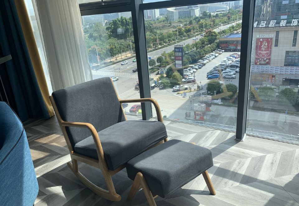 自由云·Loft家庭三床大套房【洗衣機+小廚房+冰箱】