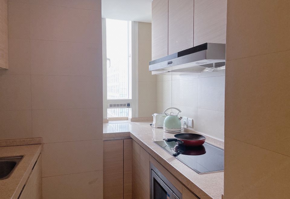 投影两室两厅双衞套房（厨房冰箱+烘乾洗衣机+投影设备）