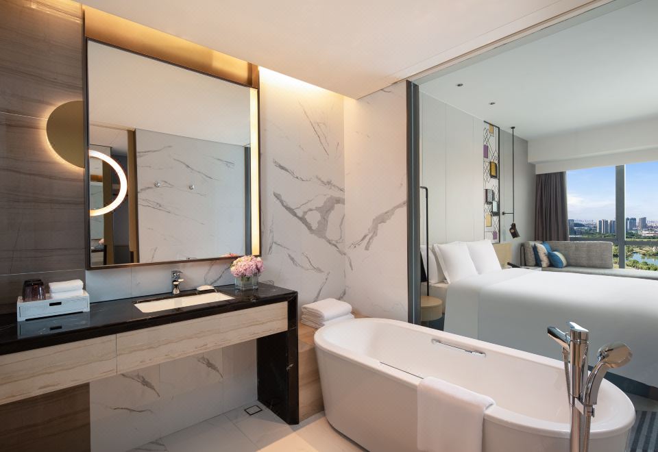 Crowne Plaza Foshan NanhaiStandard Room