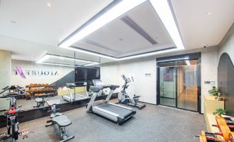 Fenggang Atour Hotel - Housity