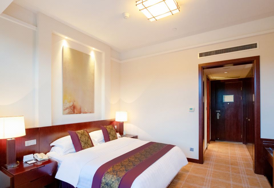 紫金樓·高級大床房 -悠享森系氧吧