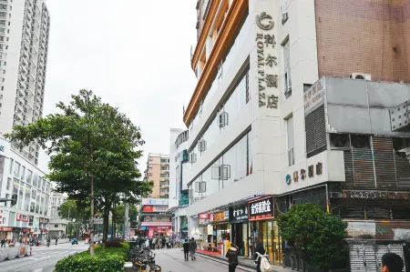 Cole Hotel (Guangzhou Jiangnan West Subway Station Guangbai City)
