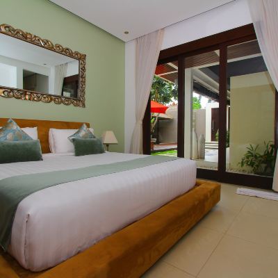 One Bedroom Villa with Pool