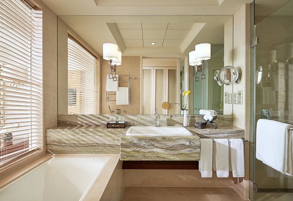 Fairmont Yangcheng Lake KunshanGuestroom - Lake-View