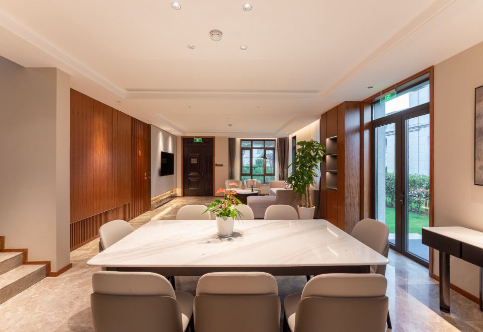 现代御逸·臻墅