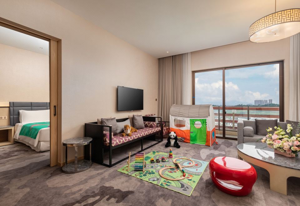 Four Points By Sheraton Guangdong Heshan FangyuanJungle Family Friendly Suite