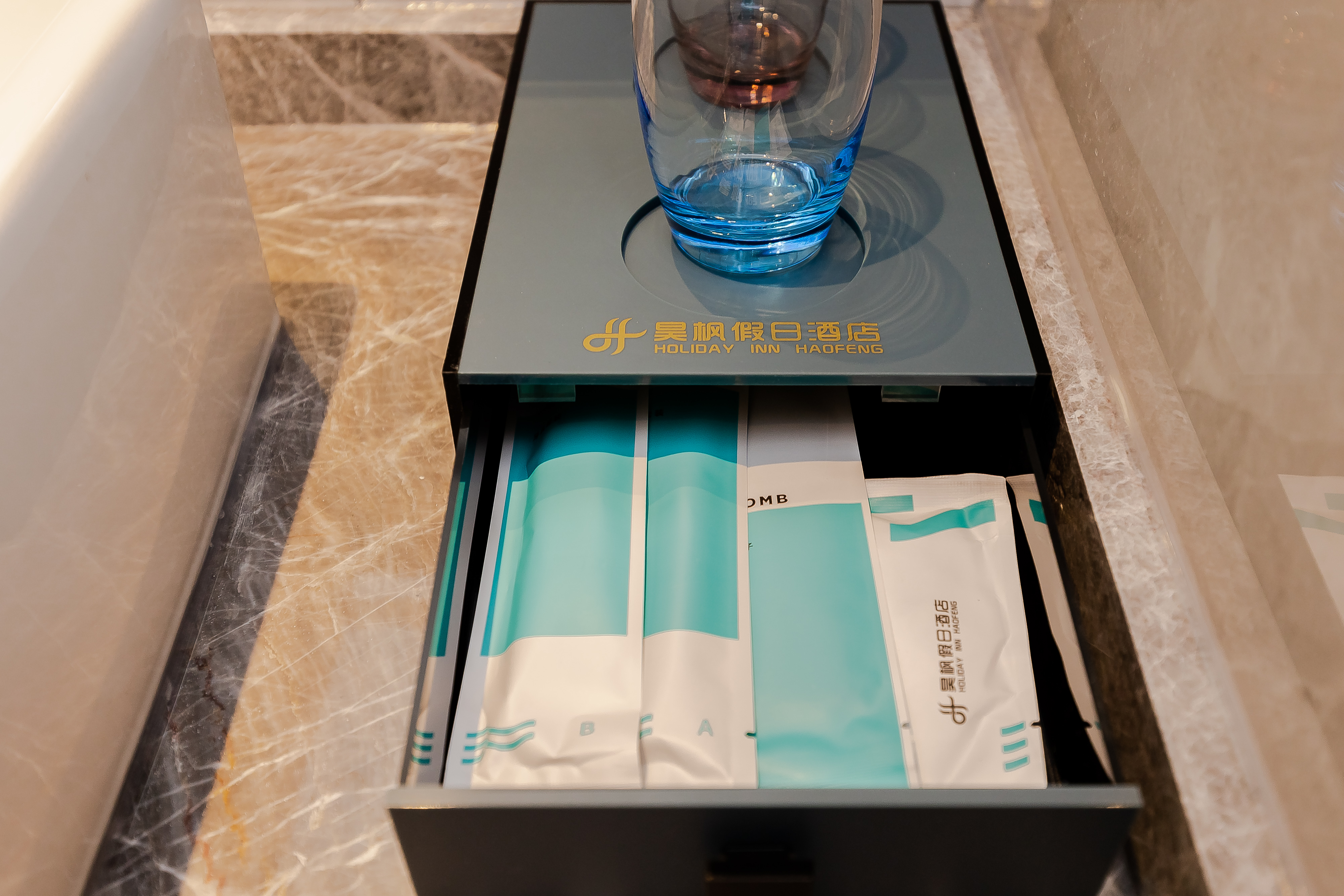 雅悦大床房（森林氧吧+乳胶床垫）