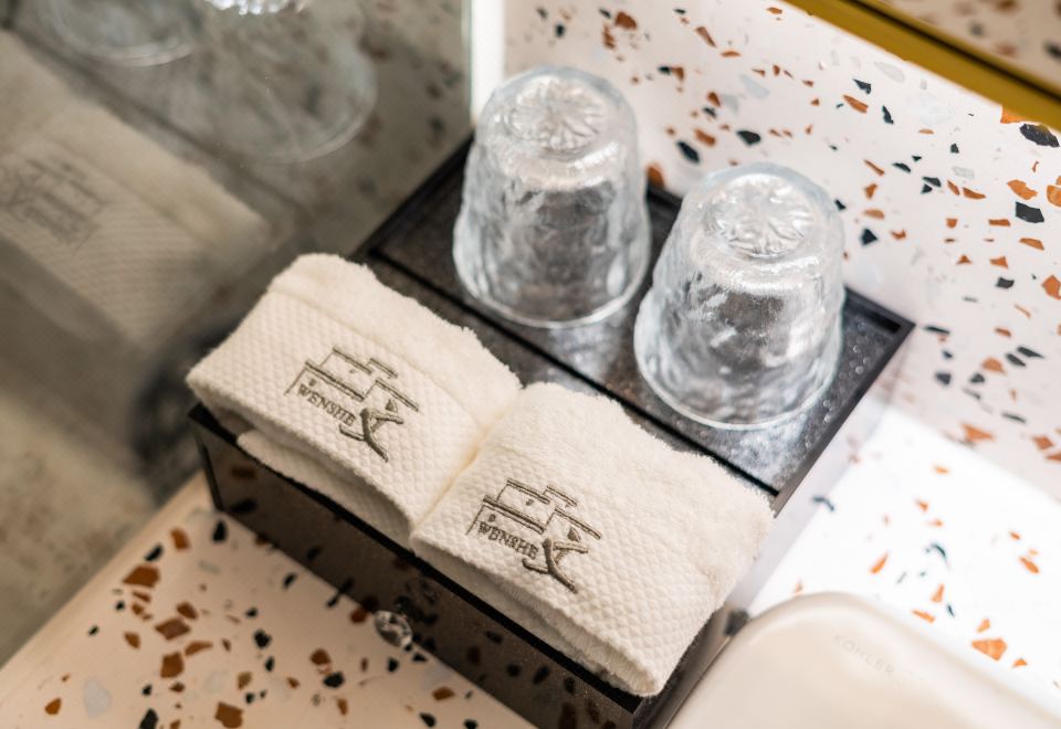 嫣然·重溫大床房