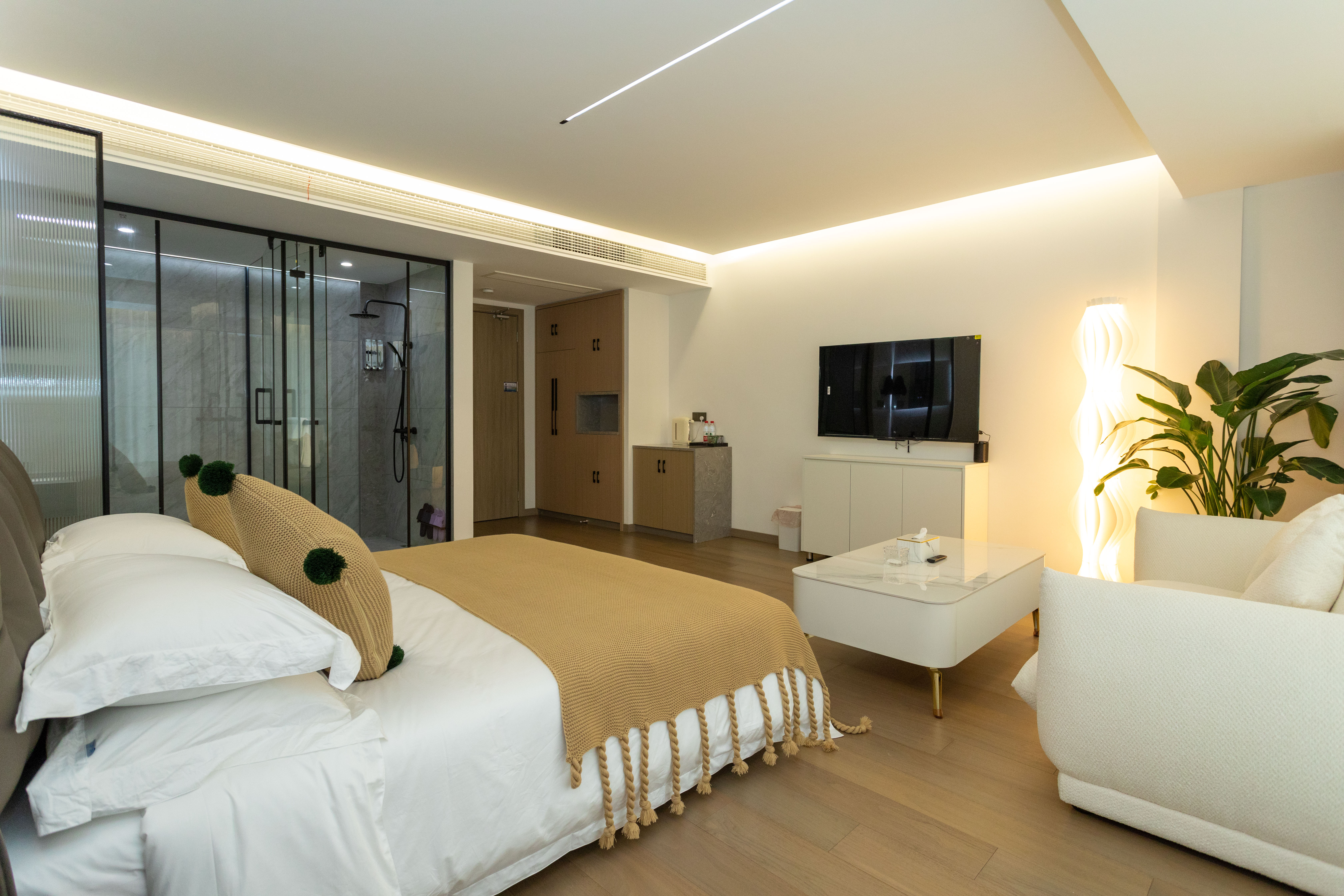 听潮·ins轻奢大床房『智能马桶+乳胶床垫』