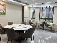 E Fang Homestay (Chizhou High-Speed Railway Station Pingtian Lake Scenic Area) Ξενοδοχεία στην πόλη Τσιζού