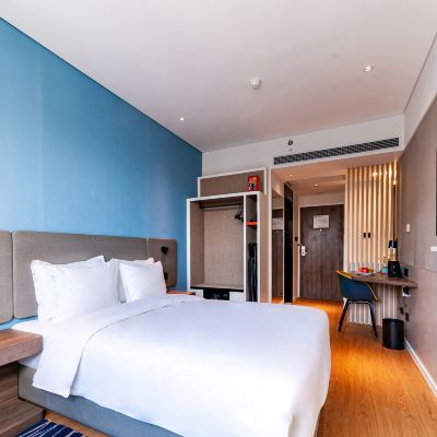 標準大床房 上海寶山寶楊智選假日飯店優惠