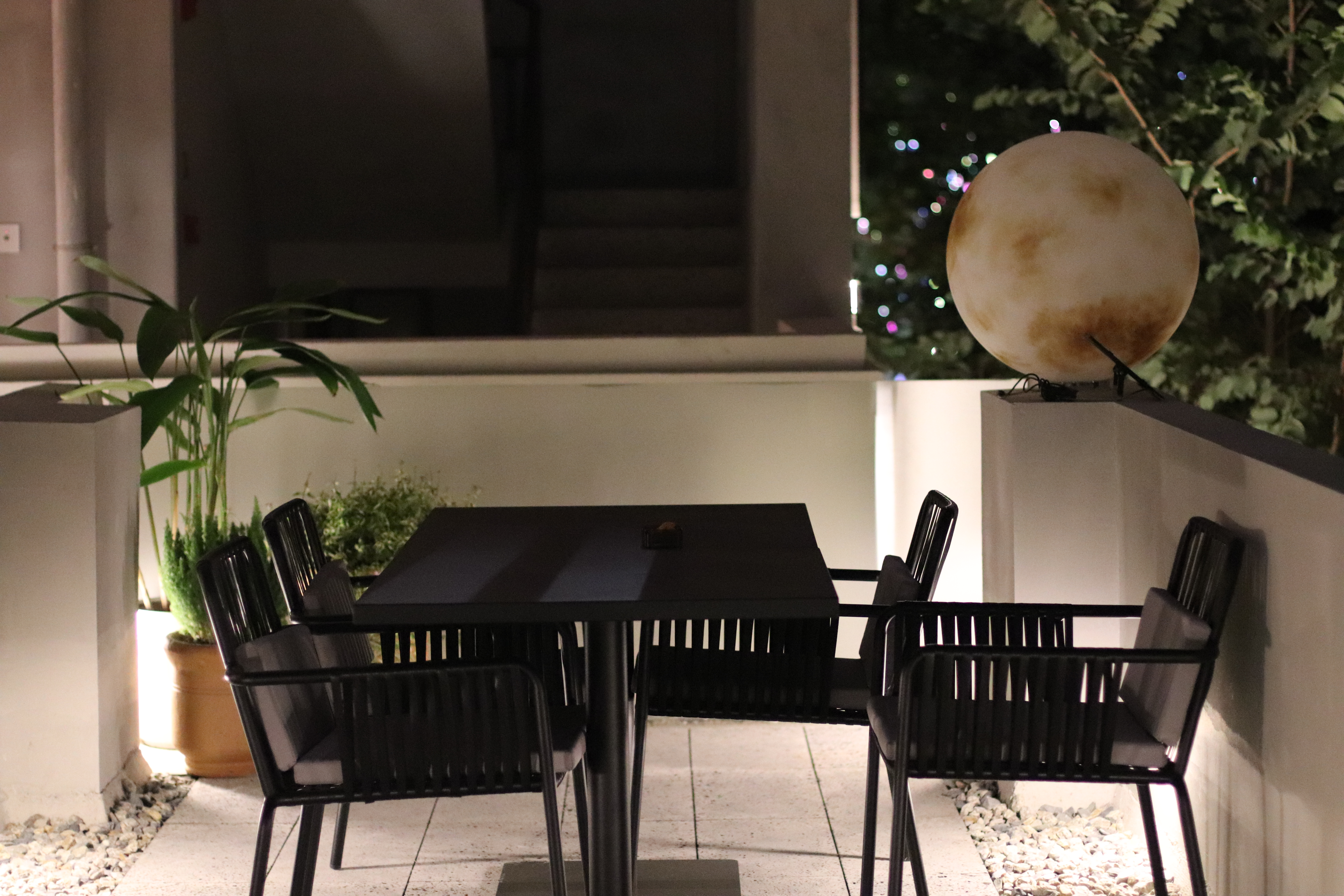 露台花园双床房（手机控制开门+智能音响+单门冰箱+智能马桶）