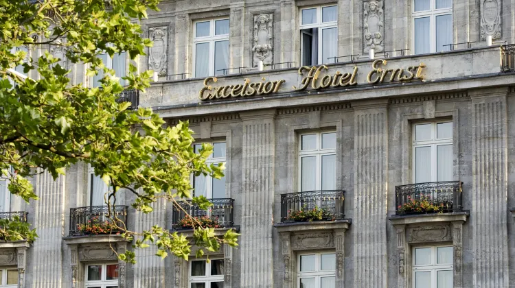 Excelsior Hotel Ernst am Dom Exterior