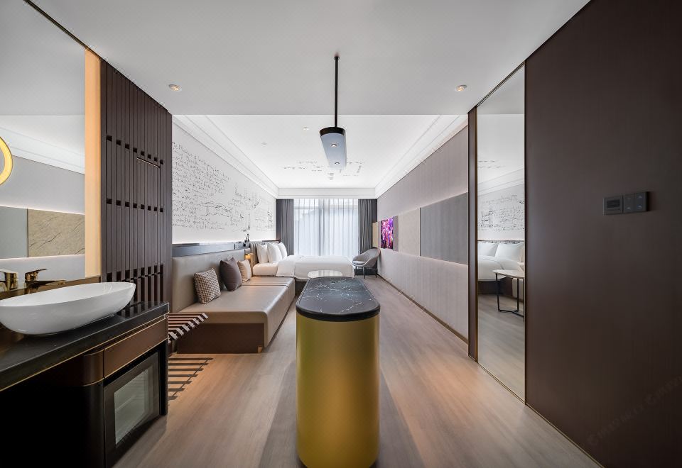 CitiGO RESERVE Hotel Shenzhen Qianhai Bao'an CenterHuanyi Deluxe Family Room