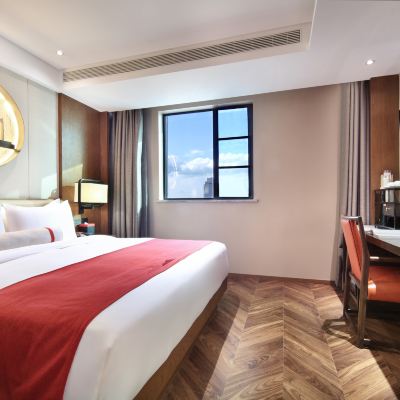 逸寧城景大床房（智能客控+乾濕分離+智能馬桶） 麗橙飯店·逸（西安鐘鼓樓小寨大唐不夜城店）優惠