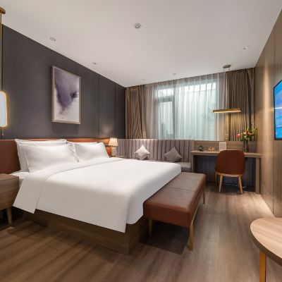 內景景觀大床房（智能小度+小冰箱+電視投屏） 桔子飯店（廈門市政府店）優惠