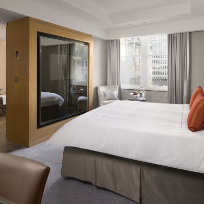 Deluxe King Room Conrad London St. James Promo Code