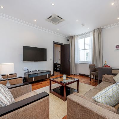 One Bedroom Deluxe Apartment With Balcony 130 Queen's Gate Apartments London Promo Code