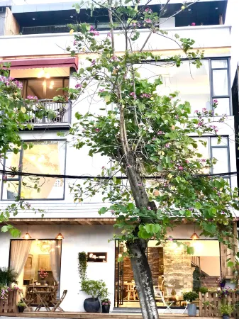 Yuehu Lakeview Guesthouse