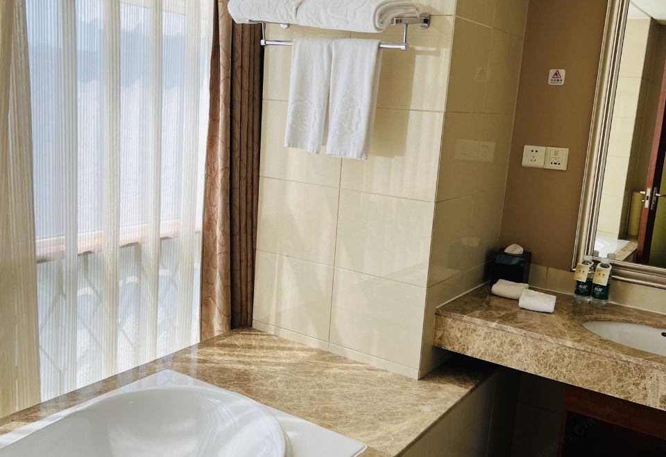 豪华商务大床间