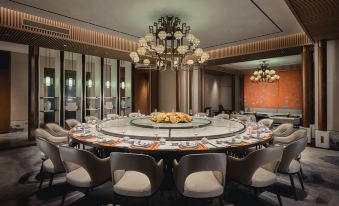 HUALUXE Kunshan Huaqiao - Housity