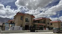 Kata Hostel Homestay (Tashkurgan Food Street) Hotel di 