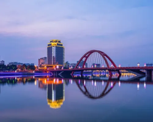 Jinghu Hotel فنادق في ده يانغ