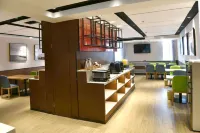 Super 8 Selection Hotel ( Lanzhou Yantan Wanda store)