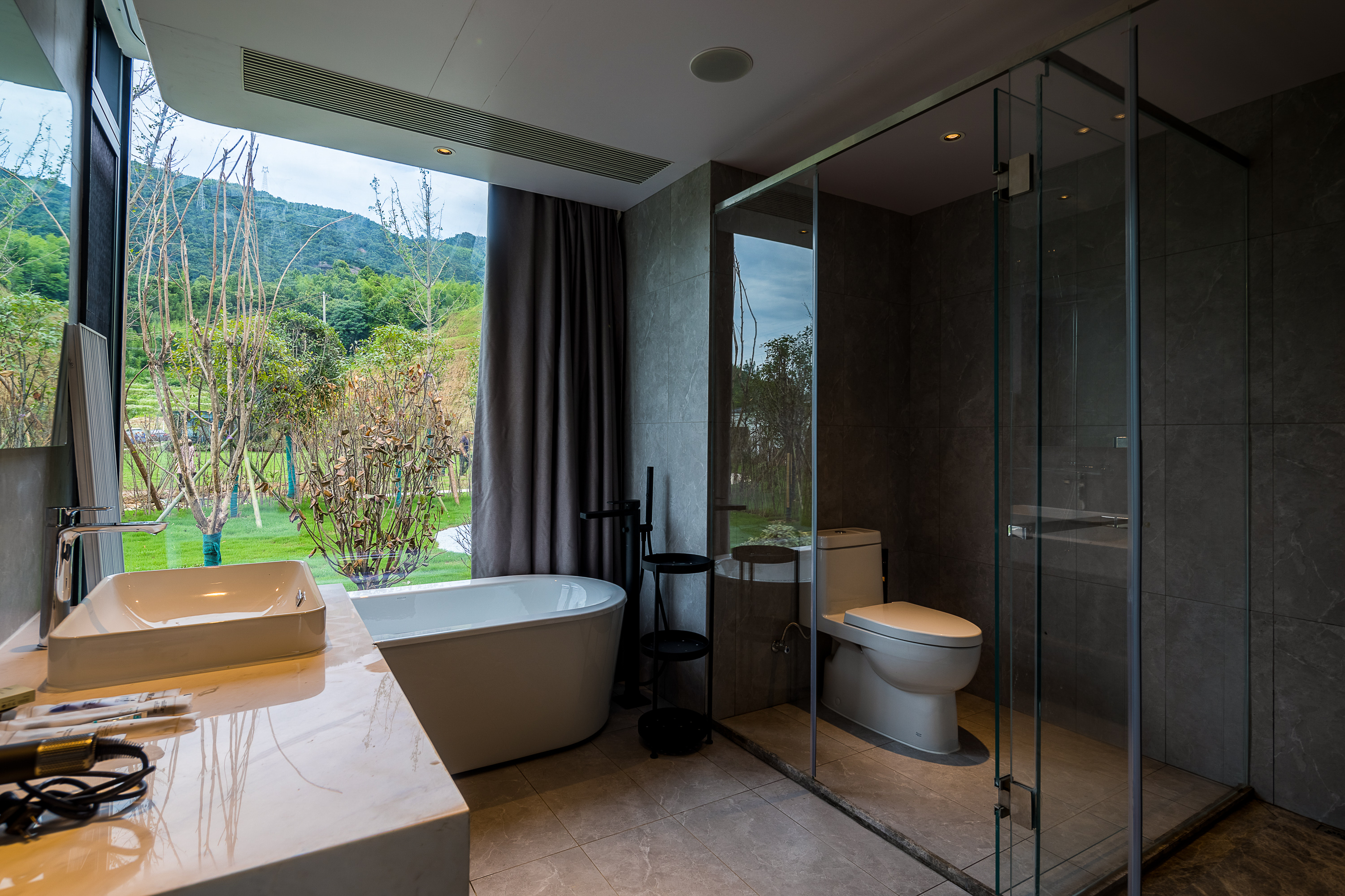 临水观景亲子套房