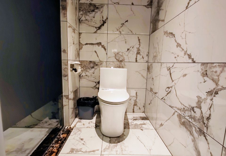 智能豪华大床房