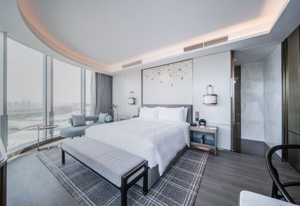 Hualuxe Xian Chanba, an IHG HotelOne-Bedroom Suite