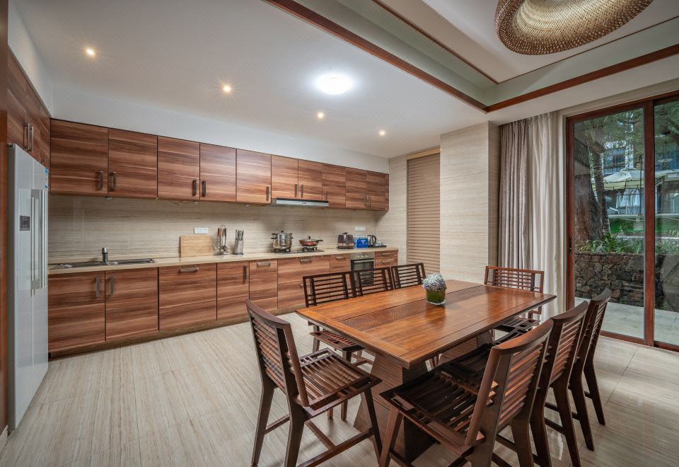 Yage Three-Bedroom Pool Villa