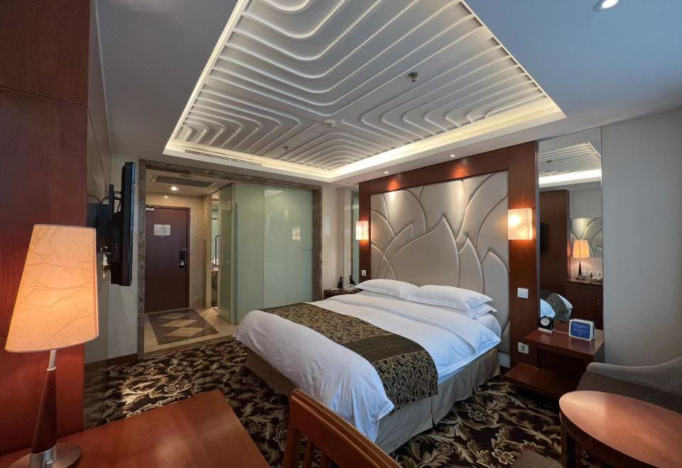 Howard Johnson Paragon Hotel BeijingExecutive Floor Queen Room