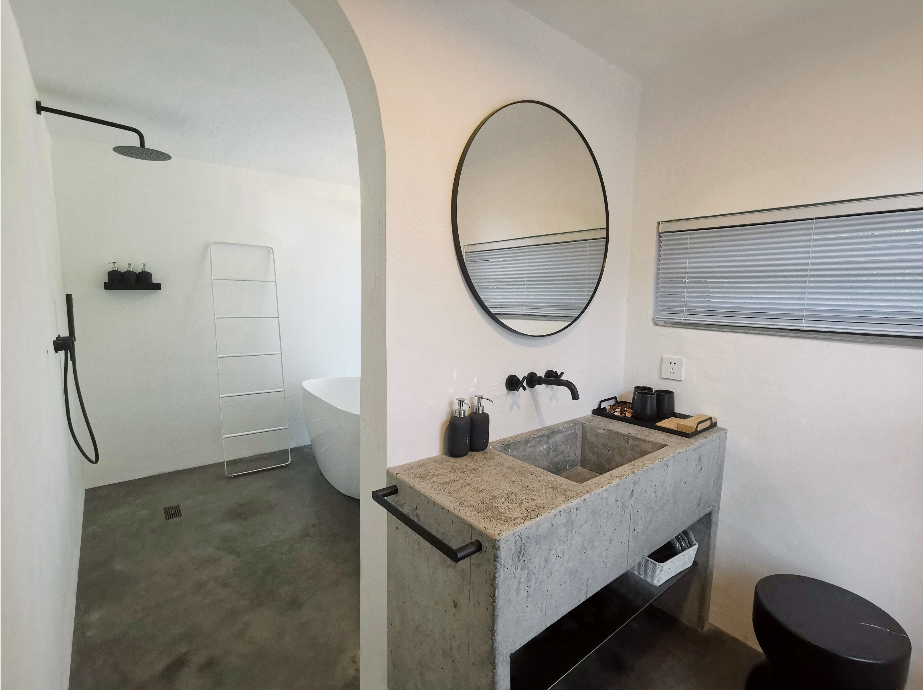 蝶·亲子LOFT大浴缸山景房