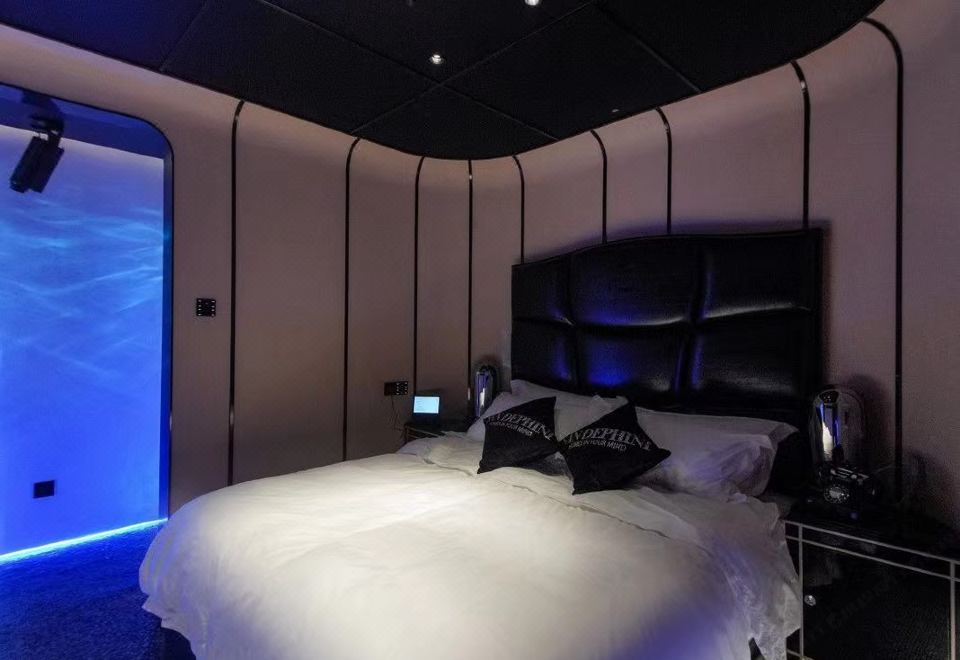 Featured Room - Double Occupancy