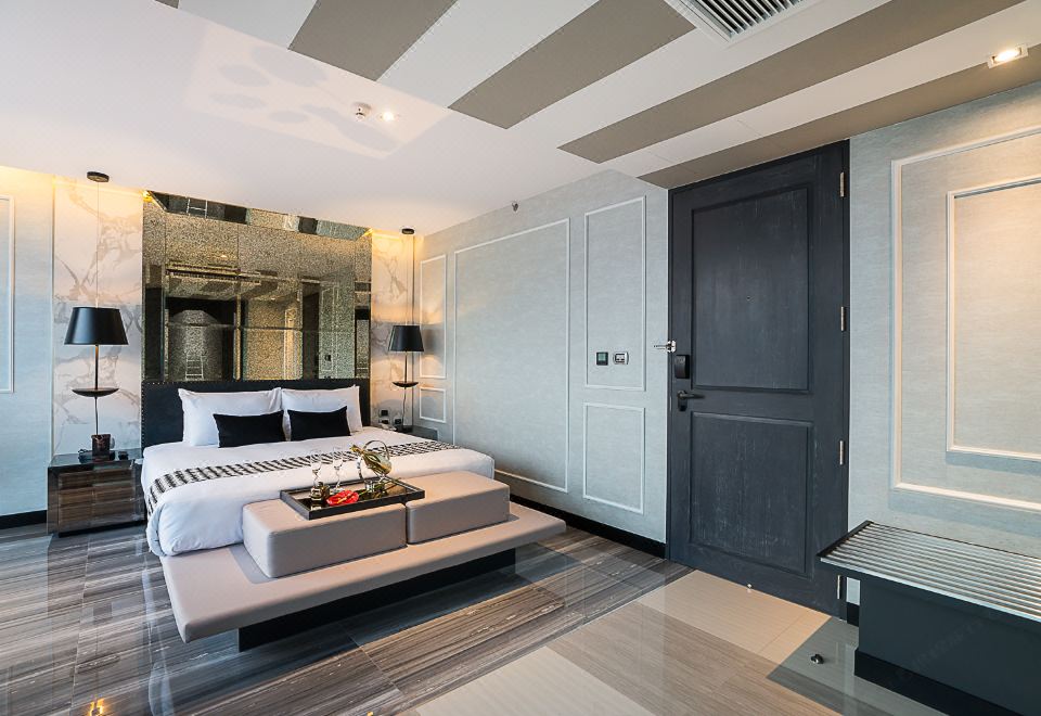 Mera Mare PattayaDeluxe King Room