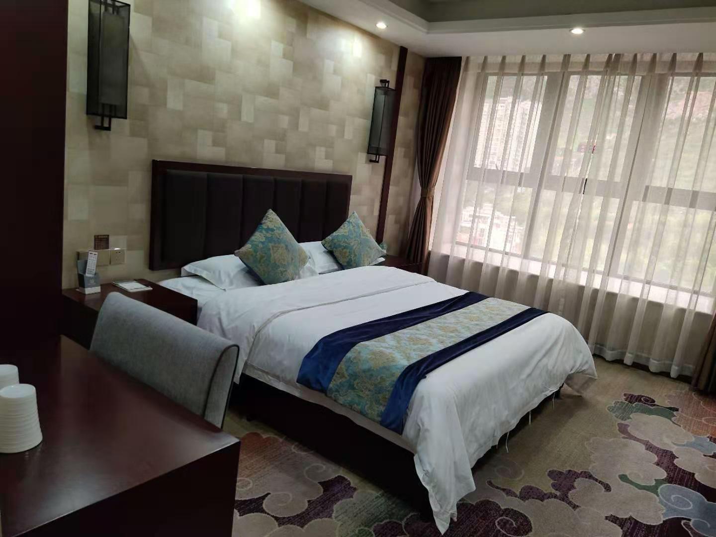 Mountain-view Double Room