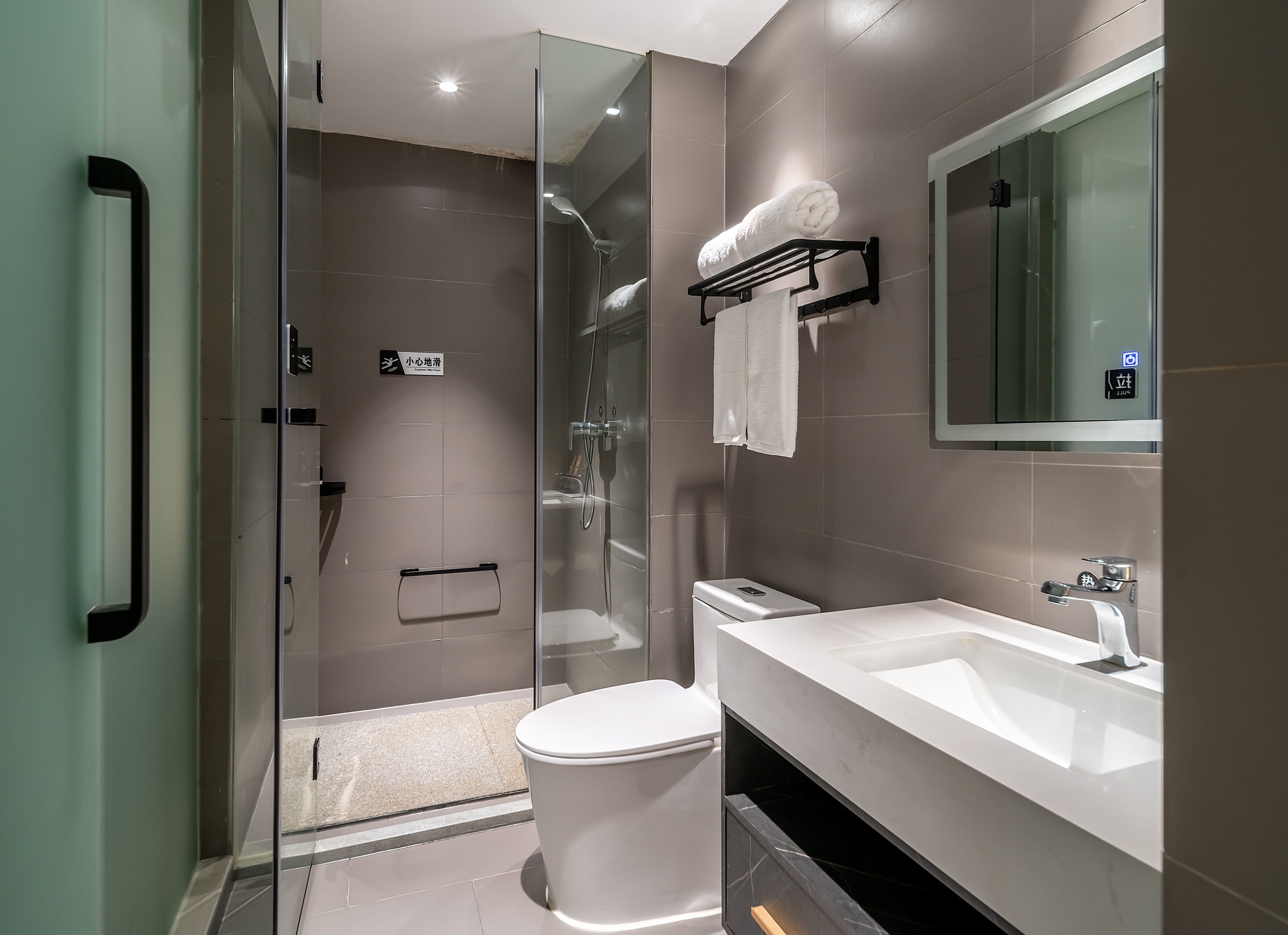 基友双床房-[2台电脑+RTX3060显卡+i5-10700F处理器+16G内存+2K曲面屏+机械键鼠]+沙发茶几