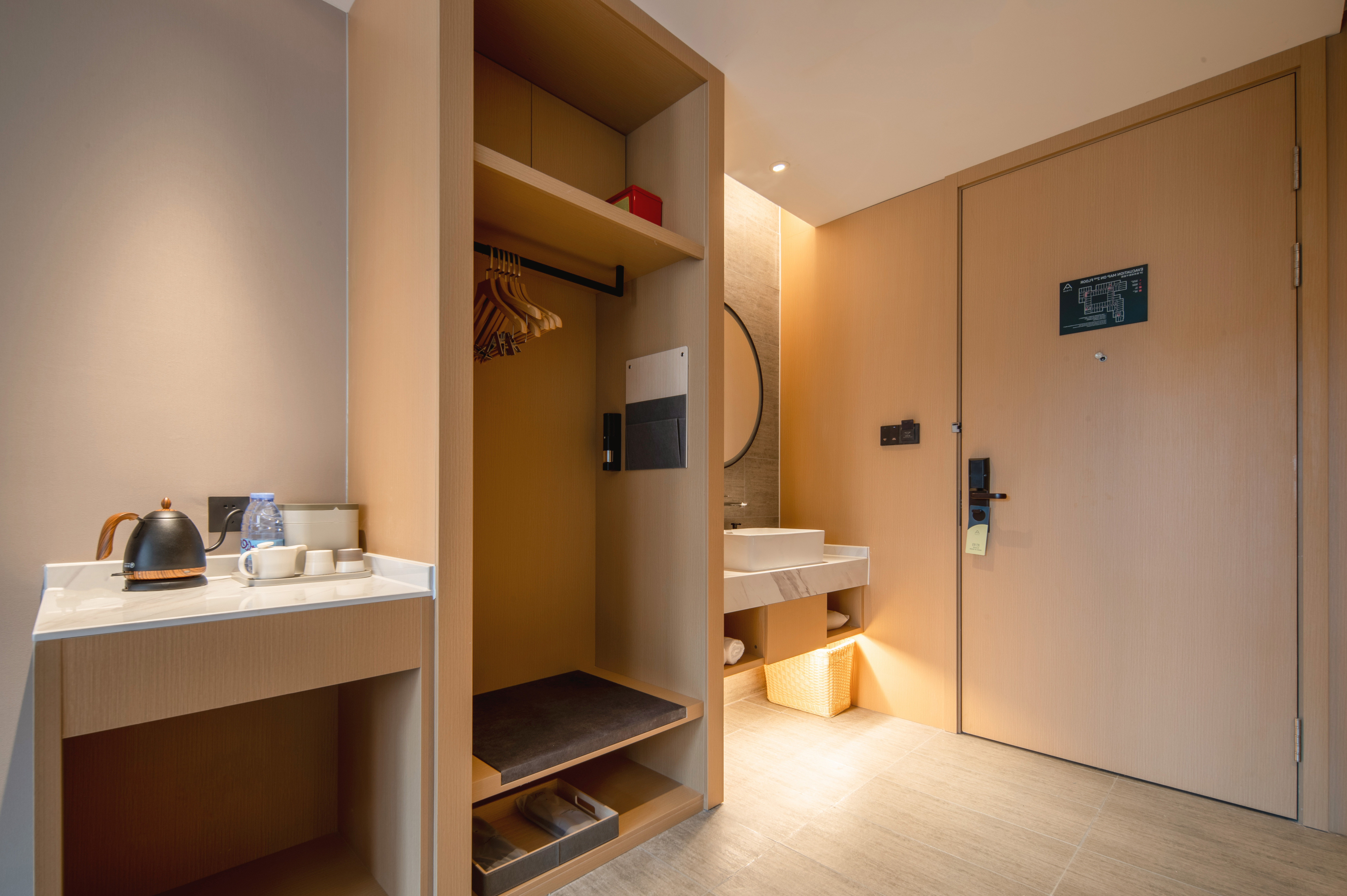 雅致大床房（恒溫馬桶+手機投屏）