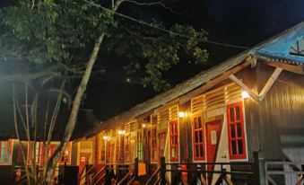 KEMBARA RESORT - Housity