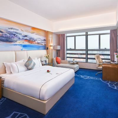 高端精品大床房（全智能語音控制） 財富現代國際飯店（東莞寮步萬潤廣場店）優惠