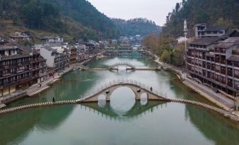 Chenlong Jinzhan Hotel