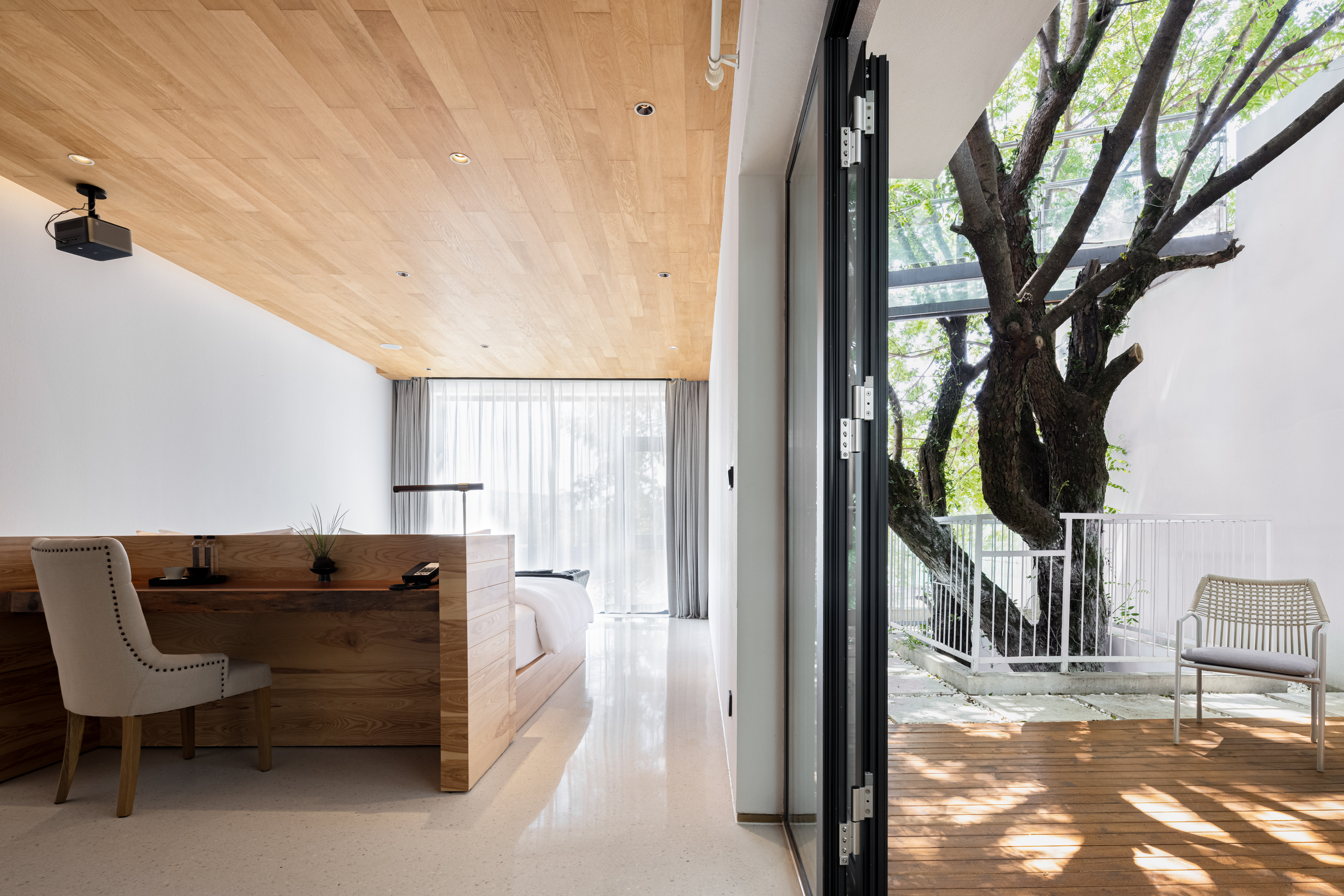 雾泊露台景观房